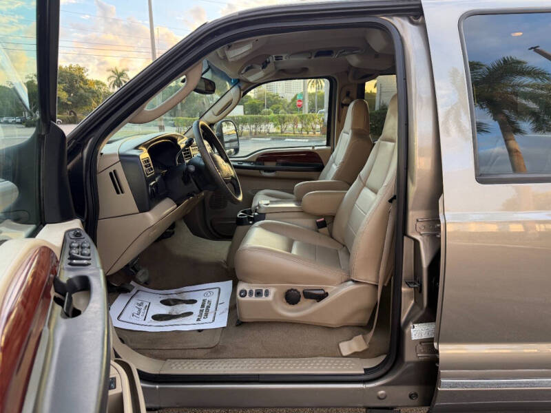 2005 Ford Excursion Limited
