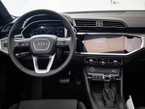 2025 Audi Q3 quattro S line Premium 45 TFSI