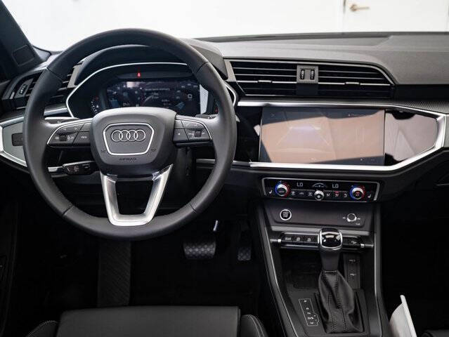 2025 Audi Q3 quattro S line Premium 45 TFSI