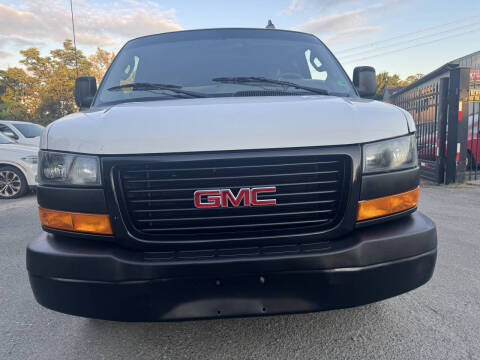 2019 GMC Savana 2500