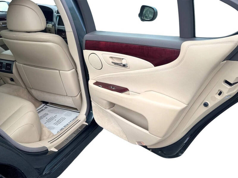 2009 Lexus LS 460
