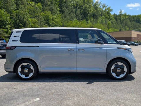 2025 Volkswagen ID. Buzz Pro S Plus
