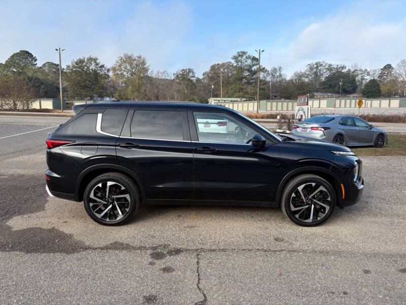 2024 Mitsubishi Outlander SE