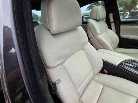 2012 BMW 5 Series 535i