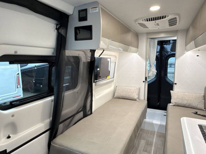 2025 Mercedes-Benz Sprinter