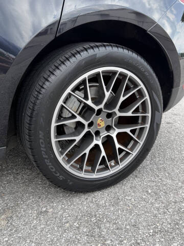 2015 Porsche Macan S