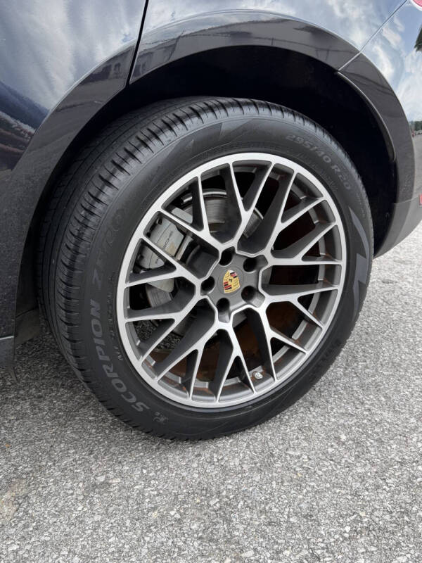 2015 Porsche Macan S