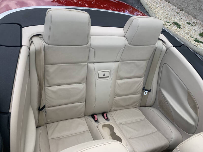 2011 Volkswagen Eos Lux SULEV