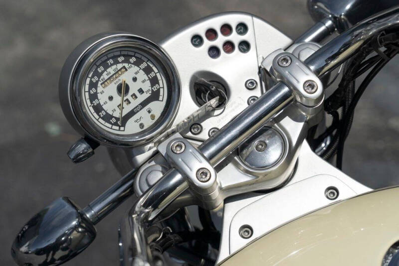 2001 BMW R1200 C