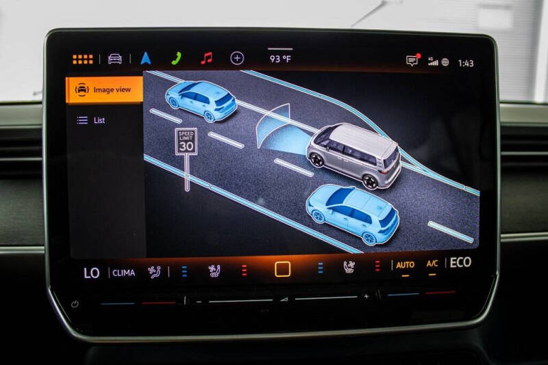 2025 Volkswagen ID. Buzz Pro S Plus