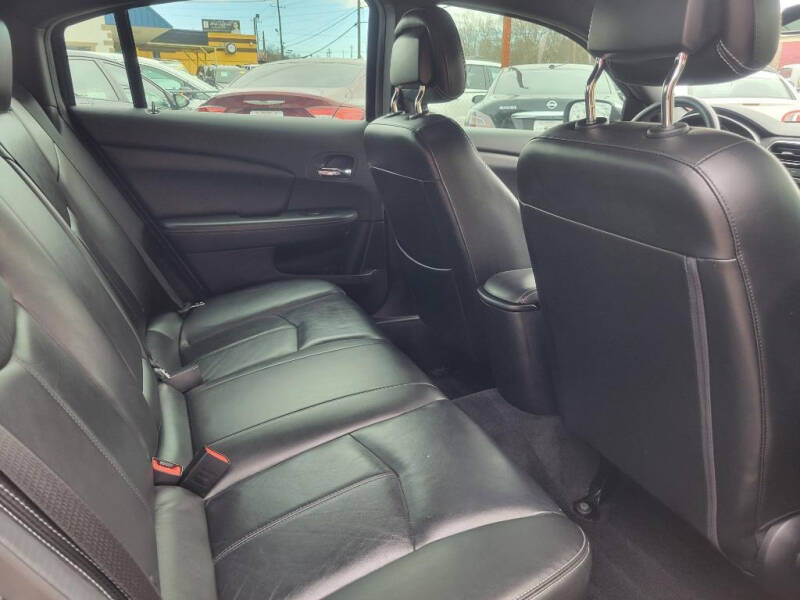 2013 Chrysler 200 Limited