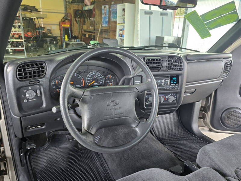 1998 Chevrolet S-10 LS