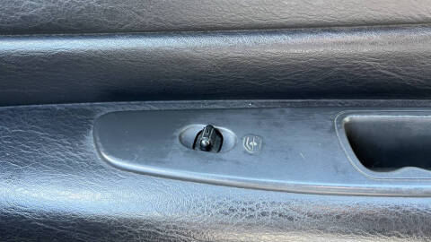 2004 Chrysler Sebring LXi