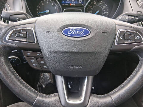 2017 Ford Focus Titanium