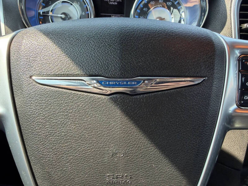 2011 Chrysler 300 C