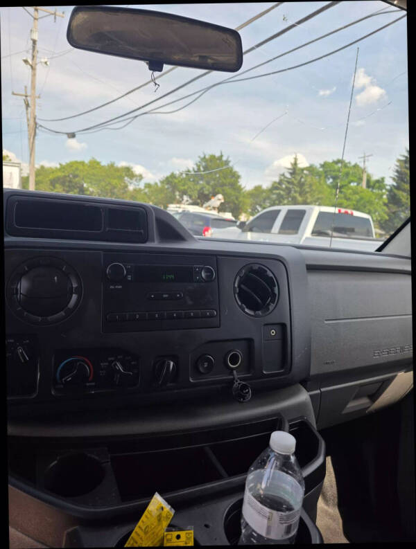 2014 Ford E-Series E-250