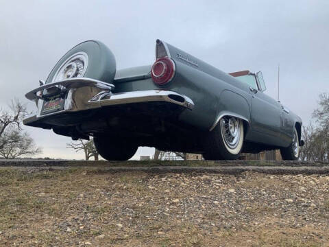 1956 Ford Thunderbird