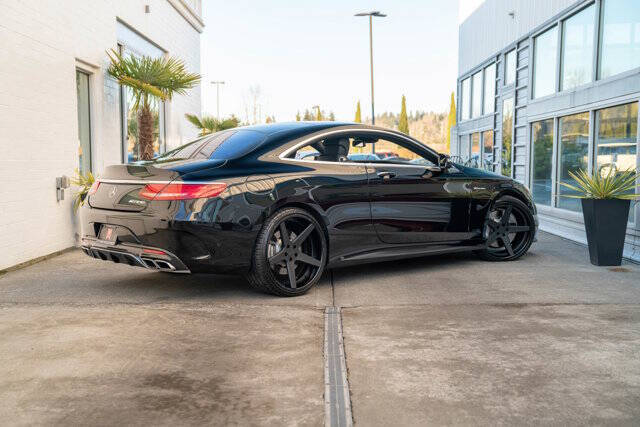 2016 Mercedes-Benz S-Class 9