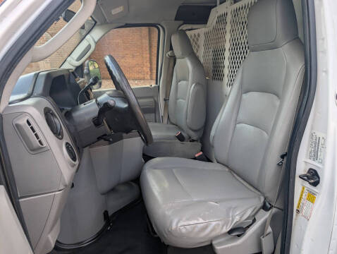 2012 Ford E-Series E-350 SD