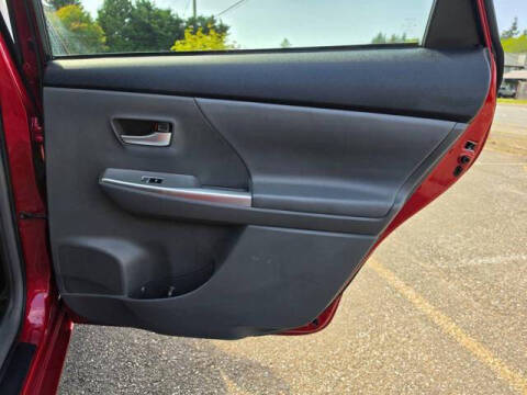 2012 Toyota Prius v Five