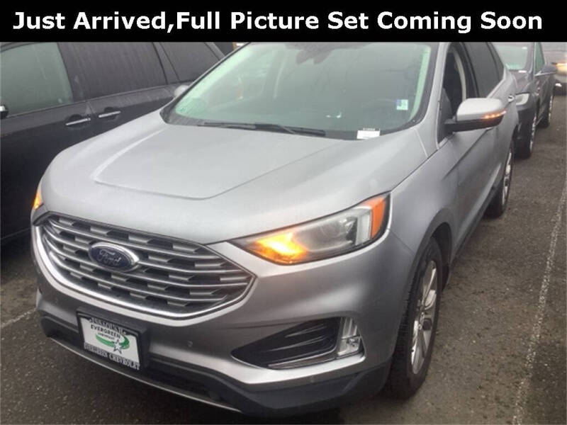2022 Ford Edge Titanium