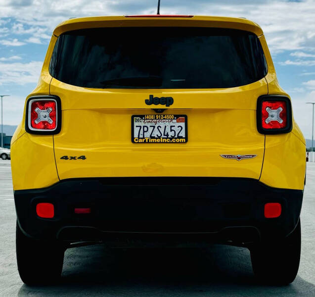 2015 Jeep Renegade Trailhawk