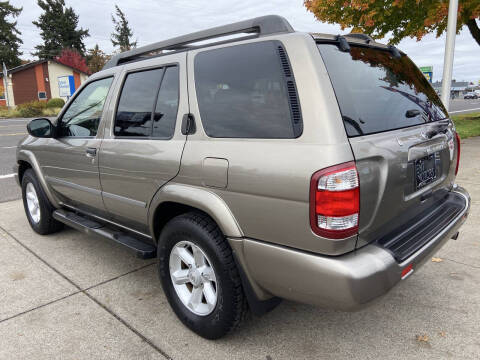2003 Nissan Pathfinder SE