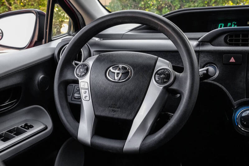 2012 Toyota Prius c One