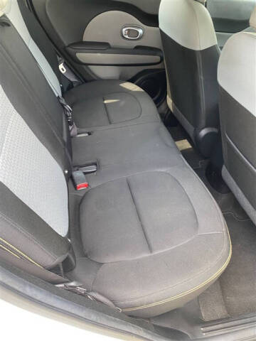 2015 Kia Soul +