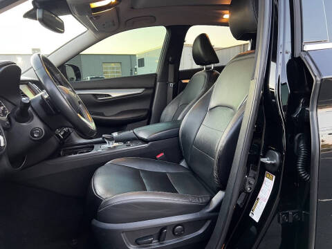 2019 Infiniti QX50 Essential