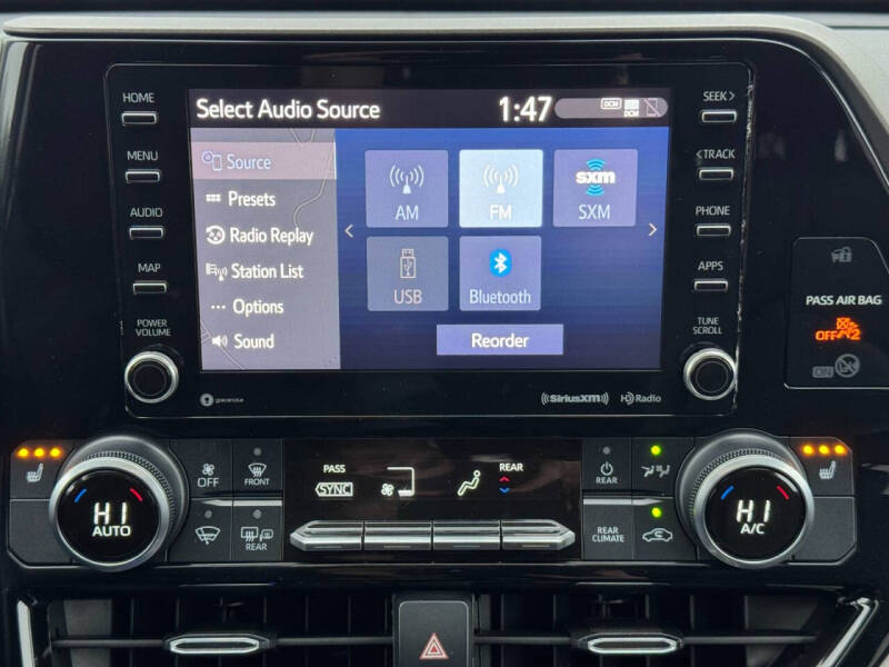 2020 Toyota Highlander Hybrid XLE