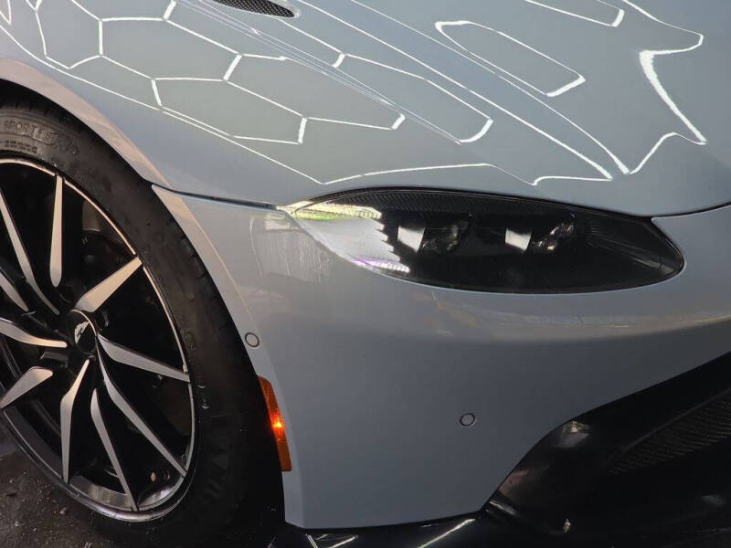 2020 Aston Martin Vantage