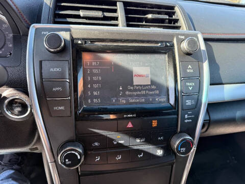 2017 Toyota Camry SE