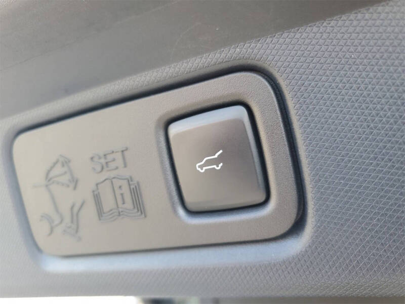 2022 Ford Mustang Mach-E Premium