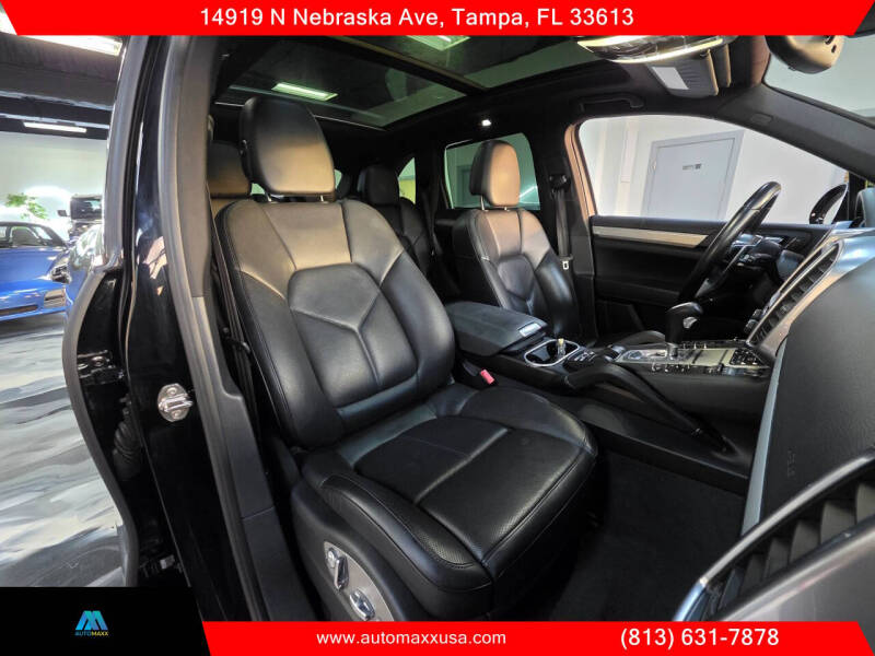 2016 Porsche Cayenne S