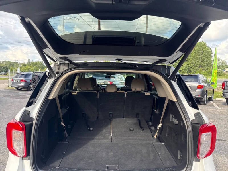 2020 Ford Explorer