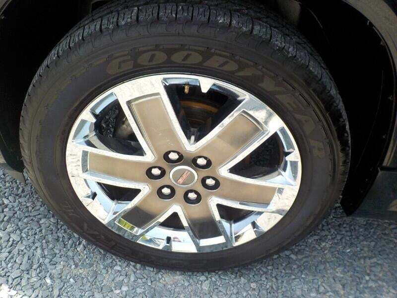 Black 2012 GMC Acadia Denali Denali 4dr SUV 29