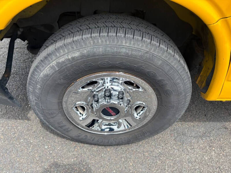 2021 GMC Savana 3500