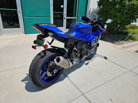 2024 Yamaha YZF-R1