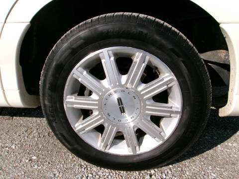 2007 Lincoln Town Car Signature Limited