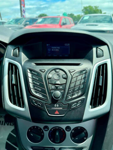 2014 Ford Focus SE