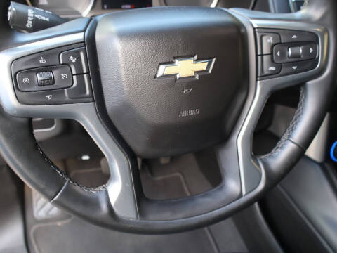 2023 Chevrolet Suburban LS