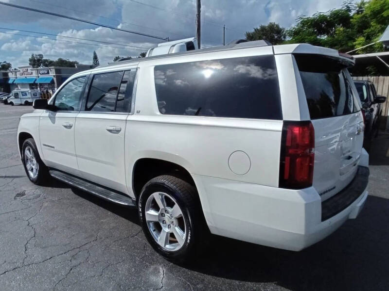 2015 Chevrolet Suburban LT