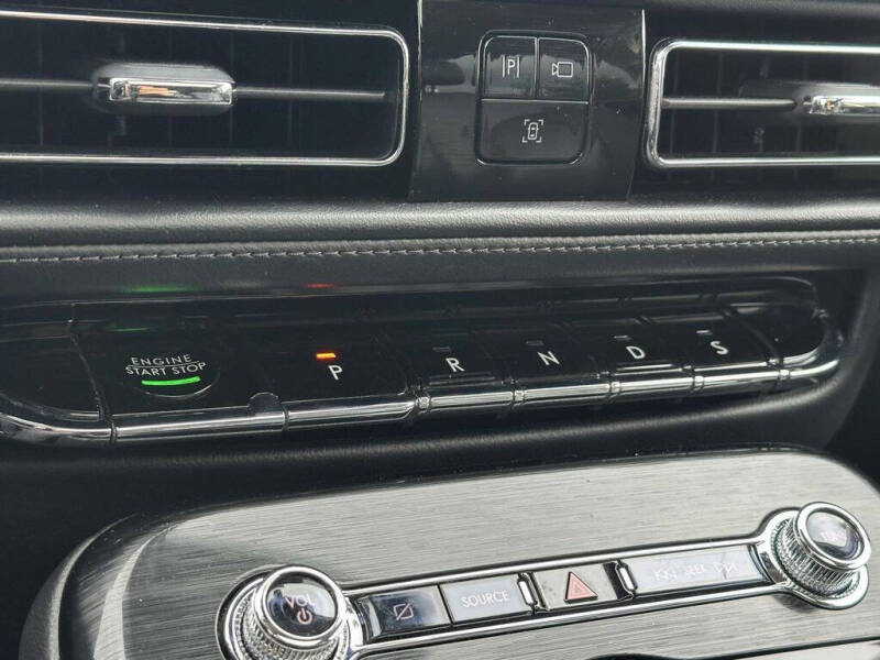 2021 Lincoln Nautilus Reserve