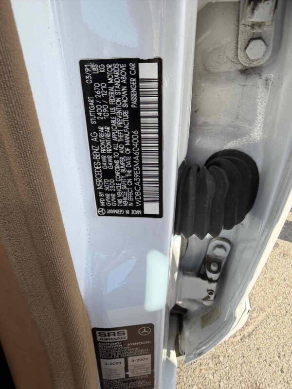 1991 Mercedes-Benz 560-Class 560 SEL