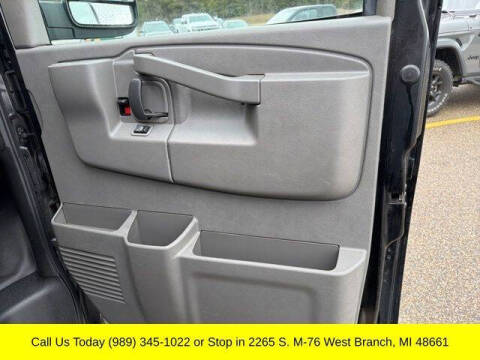 2022 GMC Savana 2500