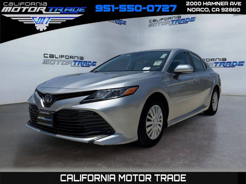 2020 Toyota Camry Hybrid LE