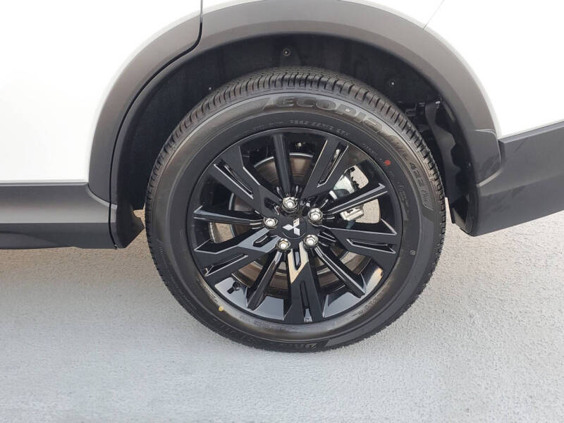 2026 Mitsubishi Eclipse Cross LE