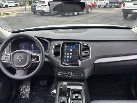 2023 Volvo XC90 B5 Core