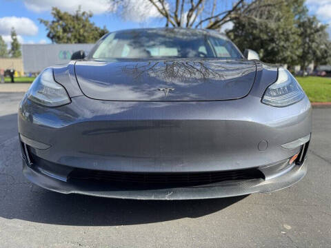 2020 Tesla Model 3 Performance